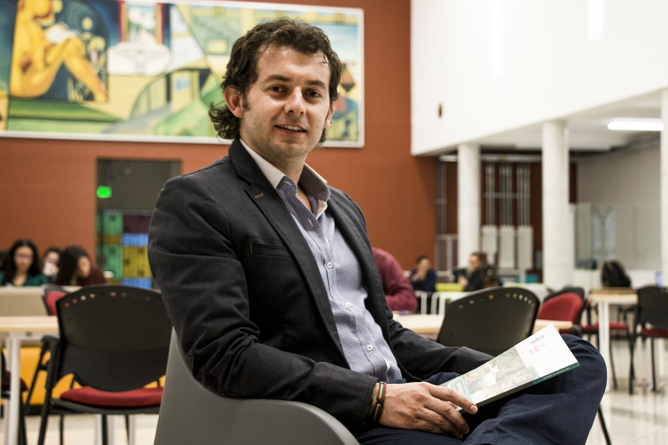 El campo y el empleo: La vida de Héctor Mauricio Serna