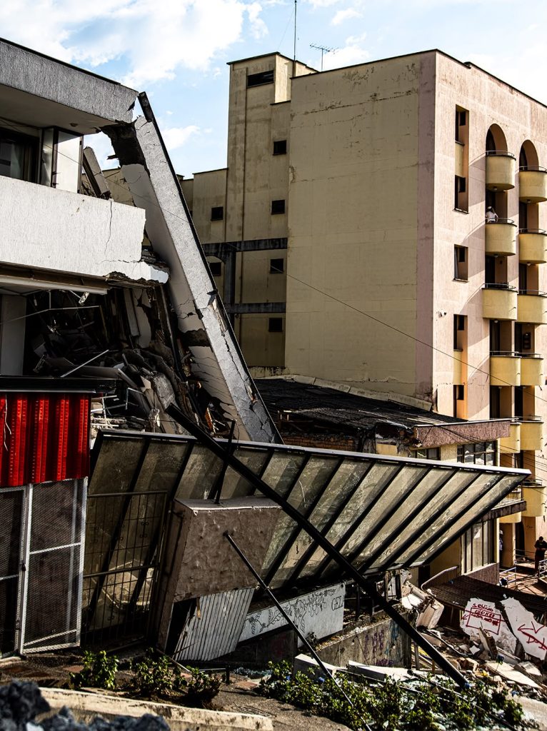 Local Manuelina después del terremoto